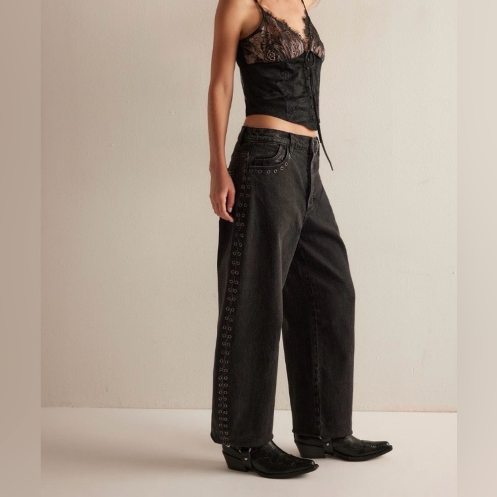 NWT Free People Intimately See Me Now Cami in black - S - Picture 4 of 4